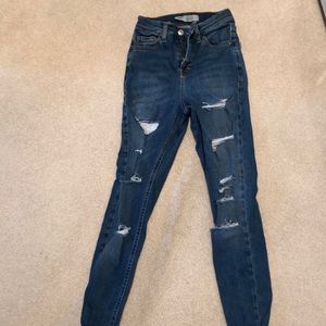 Topshop Jamie ripped jeans